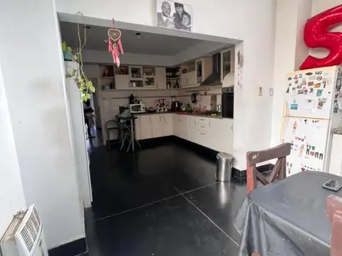 Casa 5 ambientes con 1 baño