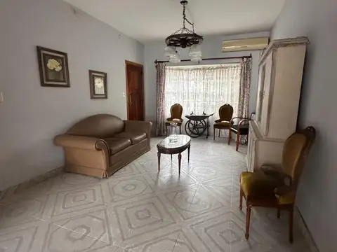 Depto Tipo Casa en Alquiler en Florida, $ 1.600.000