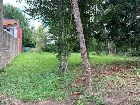 Terreno en Venta 30  mts Fondo