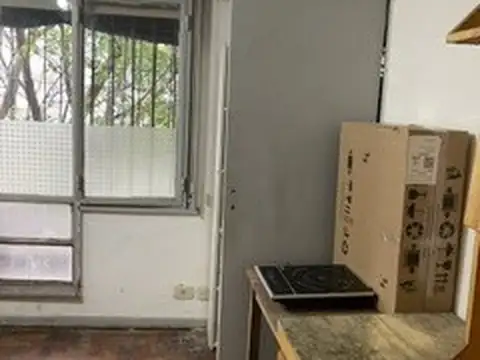 A REPARAR CON  MES DE GRACIA Monoambiente Amueblado! con balcon al frente. Terraza compartida-Excelente ubicacion-