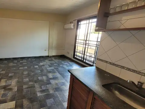 Departamento en Alquiler en Moron Norte, $ 350.000