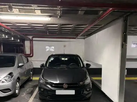 COCHERA EN VENTA OLMOS SUITES