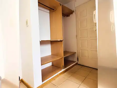 Comodo monoambiente en barrio Alberto Olmedo