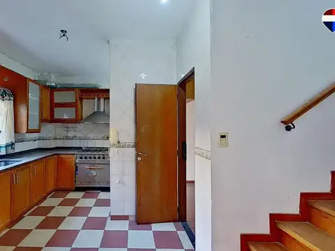 VENTA PH TIPO CASA 5 AMBIENTES QUILMES