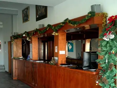 VENTA HOTEL 25 PLAZAS EN PUNTA MOGOTES A METROS DEL MAR