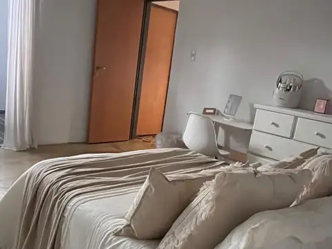 Depto Tipo Casa en Alquiler en Colegiales, $ 815.000