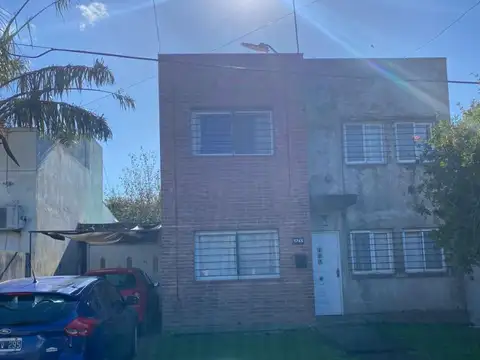 Casa - Venta - Argentina, Villa Elisa - 8 e/n 50 y 51