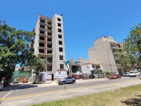 Av. Presidente Perón al 2700