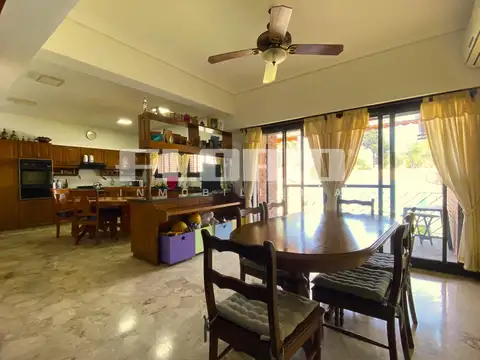 Casa en Venta al Este