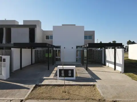 Duplex de 2 dormitorios - Loteo Foresta - Mza 16 Lote 19