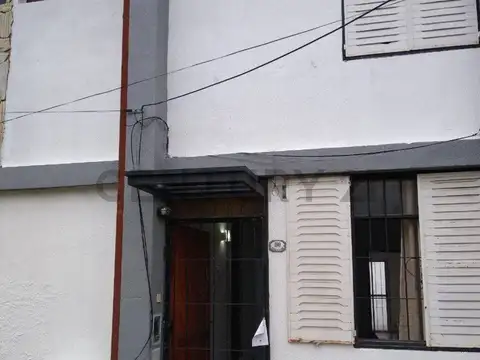 VENTA DE DUPLEX EN VILLA TESEI (APTO CREDITO IAF)