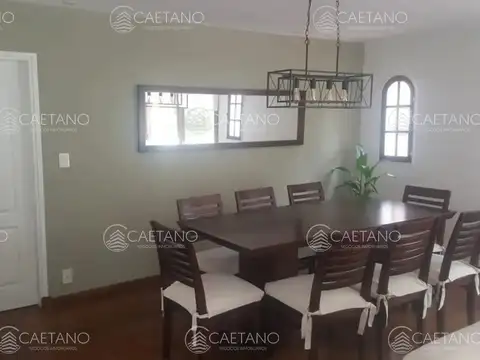 Casa en Alquiler Temporal en Playa Mansa, USD 21.600