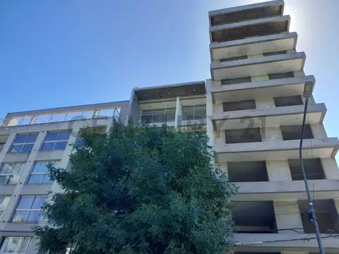 Departamento en Venta con 2 cocheras