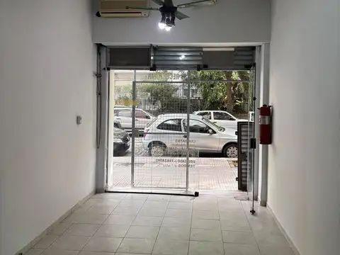 Local en Venta 40 años