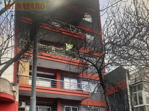 Departamento en Monte Castro