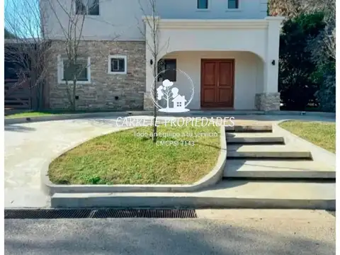 Casa en venta de 5 ambientes. fincas del Lago. Ingeniero Maschwitz 100