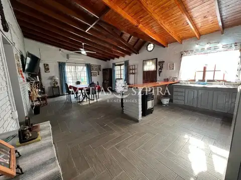Casa 4 ambientes con 1 baño