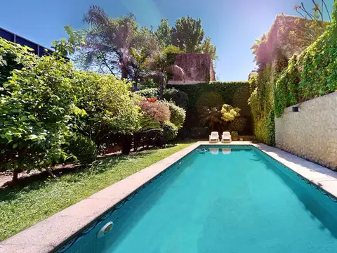 Venta casa 5 amb jardín pileta cocheras Colegiales