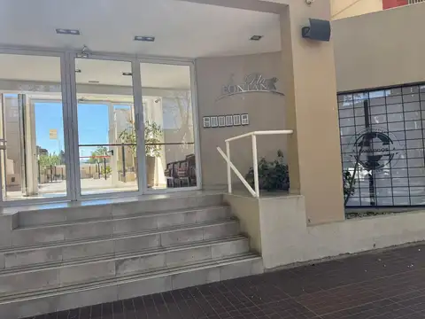 La Plata 41, Plaza Fontana, Ciudad