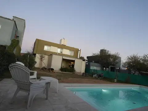 Casa en Venta en Villa Catalina, USD 185.000