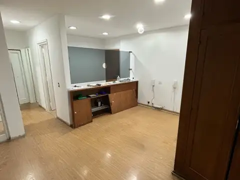 Azcuénaga 1100, Piso P.B.