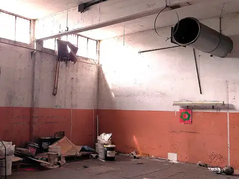 Galpon en Venta 20  mts Frente