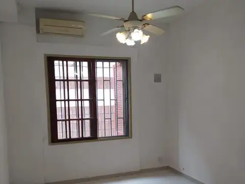 Departamento en Alquiler en Republica De La Sexta, $ 350.000