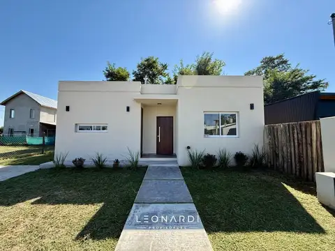 Casa en venta en Barrio semicerrado