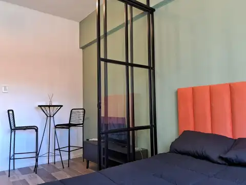 Niceto Vega 6000, Piso 1