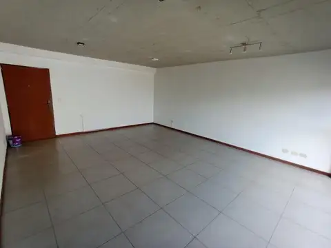 Oficina en Alquiler en Paso del Rey, $ 350.000