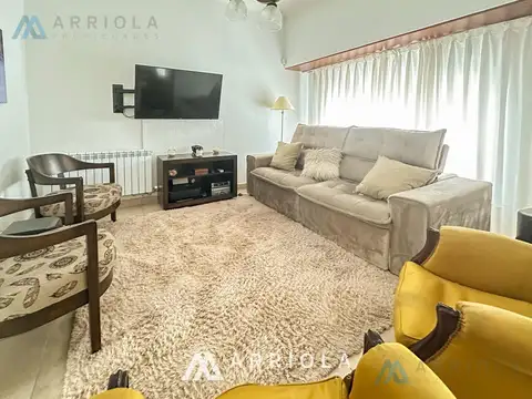 Casa 4 ambientes con 3 baños