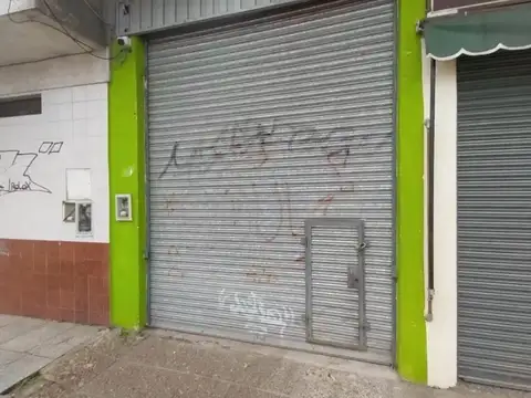 Local - Ituzaingó