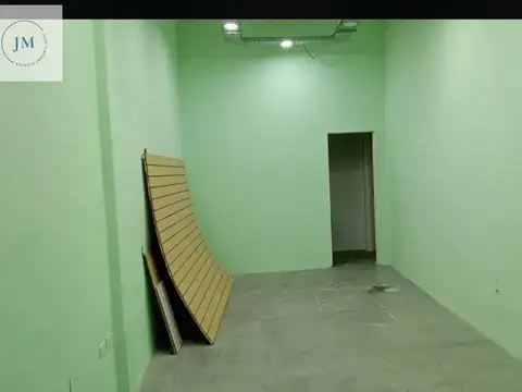 Local en Alquiler en Ituzaingó Norte, $ 700.000