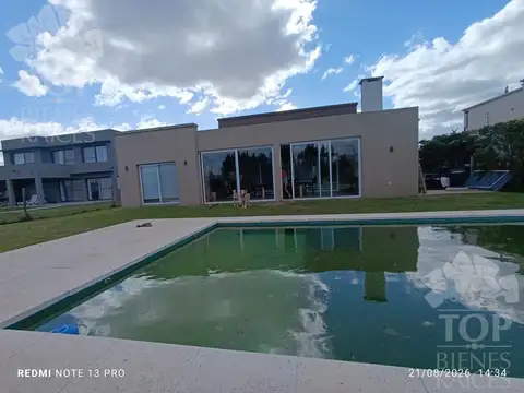 Barrio golf del Canton al 100