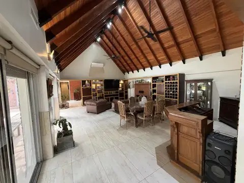 Casa en Alquiler en Fisherton, USD 2.250