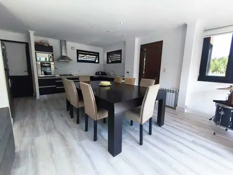 Casa en Venta en San Carlos De Bariloche [Cod: 2821]