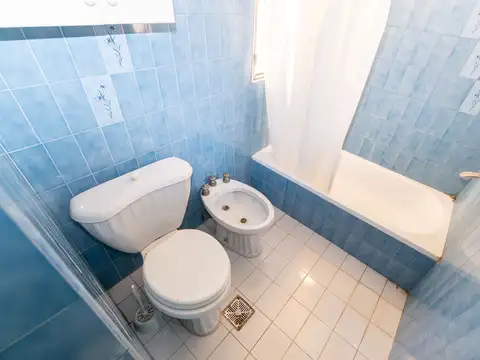 CASA EN VENTA DOS DORMITORIOS EN LA PLATA
