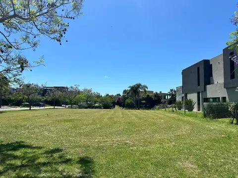 Lote a la venta en Barrio El Yacht de Nordelta 100