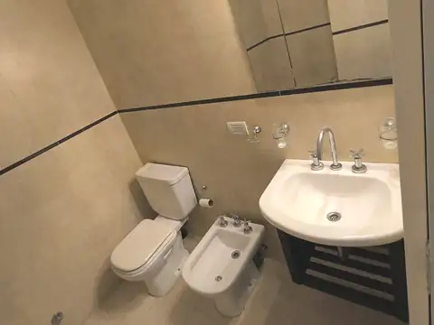 PALERMO MONOAMBIENTE CON BALCON Y AMENITIES A PASOS BOULEVARD CHARCAS MUY BUEN ESTADO