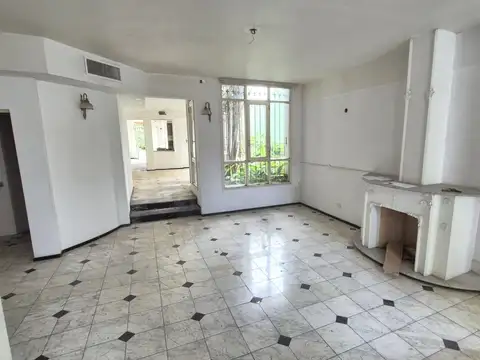 Casa 5 ambientes con 5 baños