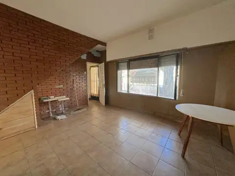 Galvez al 2500