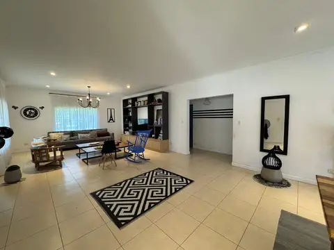 Quinta en Venta con 1 cochera