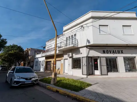 Maipú 1700
