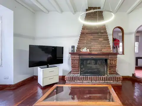 Depto Tipo Casa 5 ambientes con 2 baños