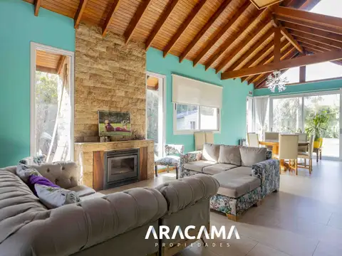 Casa en Venta de 4 dormitorios