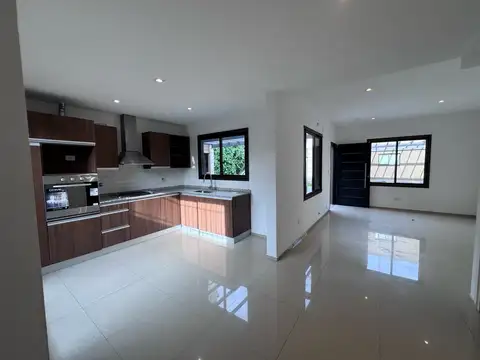 Departamento 3 ambientes con 2 baños