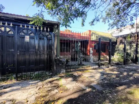 Juan Mazza 2600 , Piso 0