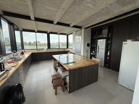 Casa en Venta en Haras Santa Maria, USD 215.000