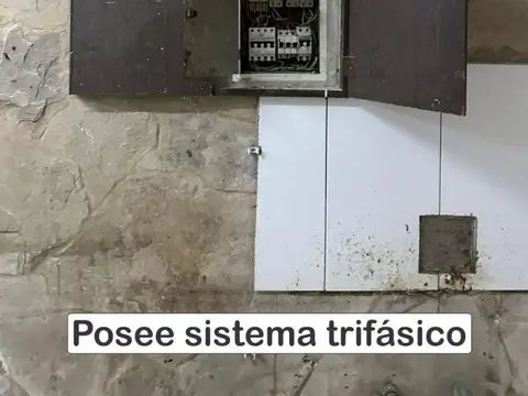 PARA CHUPARSE LOS DEDOS local + elaboracion + espacio aereo