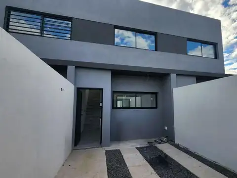 Duplex en venta en 35 e/ 140 y 141